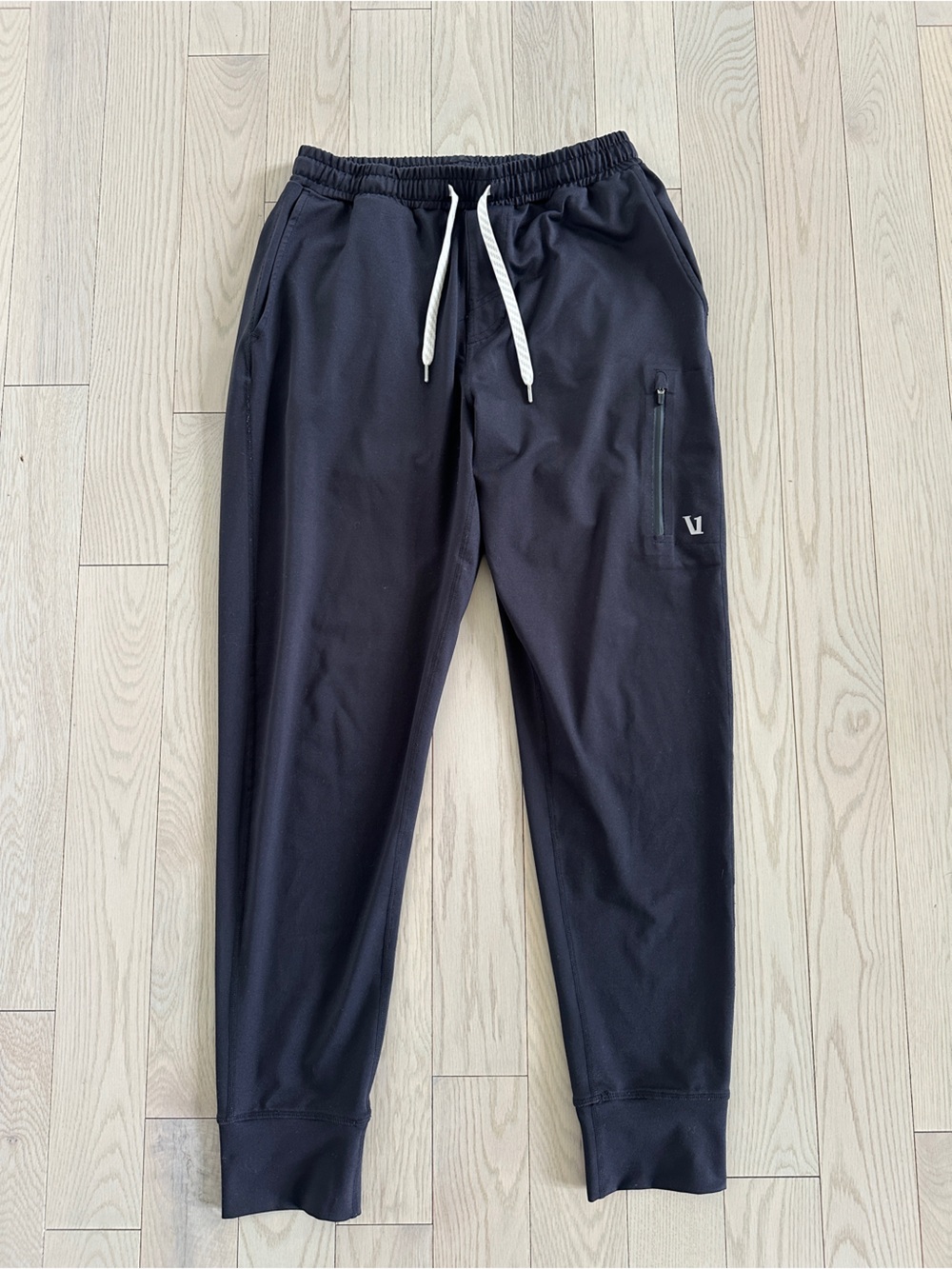😎✨Vuori Men's Black Jogger Pants with Drawstring size small EUC